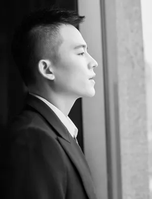 欧豪黑色西装魅力写真图片_4