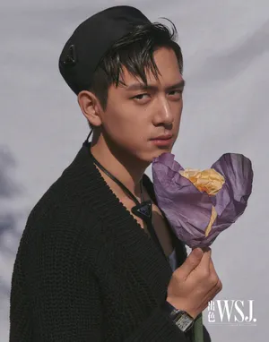 李现文艺鲜花大片写真图片_10