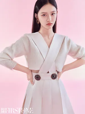 林允吊带红裙性感写真图片_1