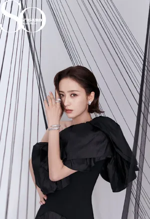 佟丽娅性感舞蹈大片写真图片