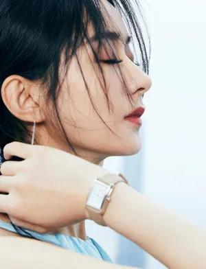 赵丽颖性感小蛮腰写真图片_3