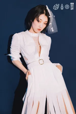 火箭少女101暗黑新娘装写真图片_4