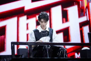 王俊凯锡纸烫清爽帅气图片_4