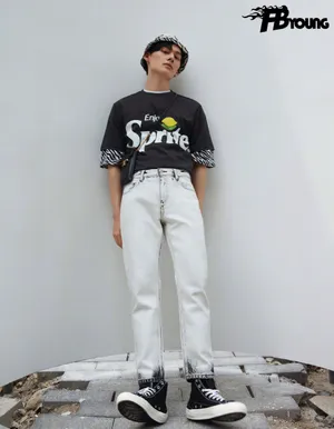 汪卓成斑马纹清爽写真图片第1张