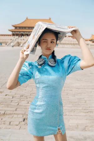安悦溪蓝色旗袍魅力写真图片_7