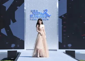 angelababy低胸纱裙性感活动图片_2