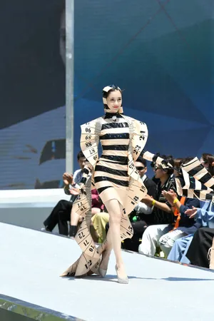 angelababy百变时装大片写真图片_8