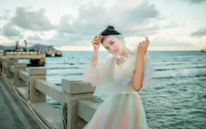 黄奕彩虹纱裙优雅写真图片_2