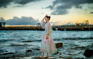 黄奕彩虹纱裙优雅写真图片_6