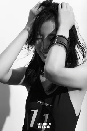 周雨彤父女合体大片写真图片_5
