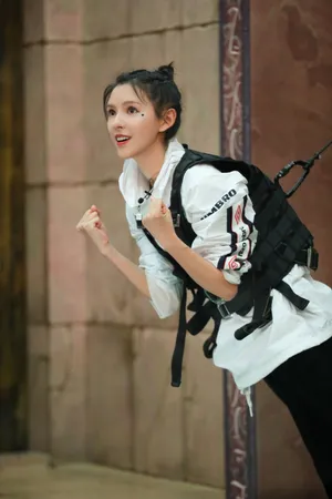张予曦甜美综艺剧照图片