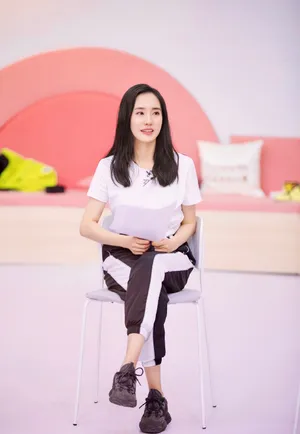 王智《乘风破浪的姐姐》剧照图片_2
