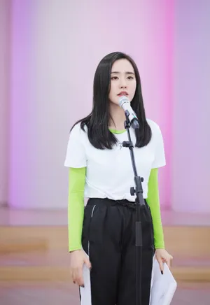 王智《乘风破浪的姐姐》剧照图片_4