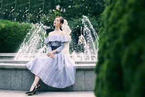 刘诗诗午后花园法式风情写真图片_8