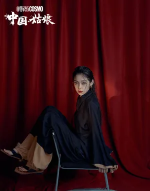希林娜依·高中国姑娘大片写真图片_2