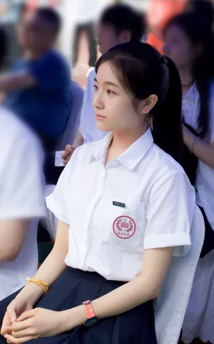 李兰迪白衫清秀活动图片_2
