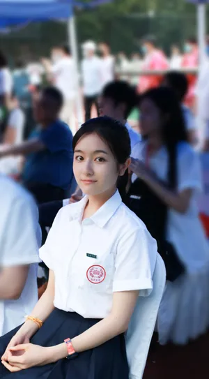 李兰迪白衫清秀活动图片_3