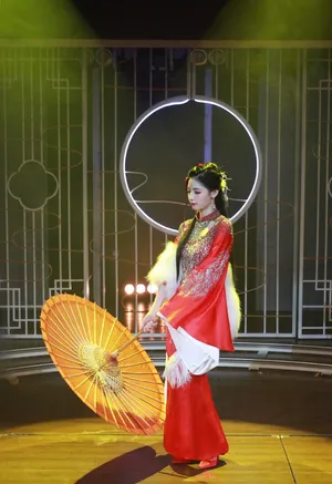 赵粤唯美浪漫古装写真图片_5