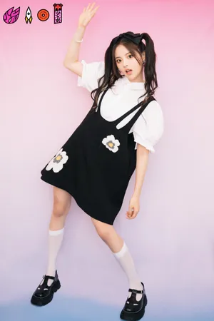 杨超越双马尾甜美写真图片_1