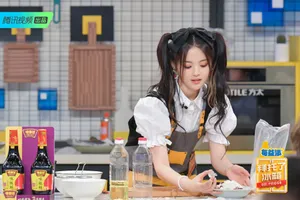 杨超越甜美双马尾综艺剧照图片_4