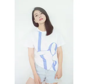 高圆圆白T牛仔短裤性感图片_1