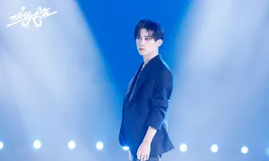 易烊千玺《少年之名》帅气图片_2