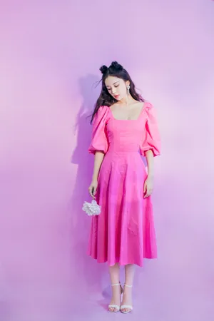 古力娜扎粉裙甜美写真图片_7