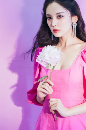 古力娜扎粉裙甜美写真图片_8