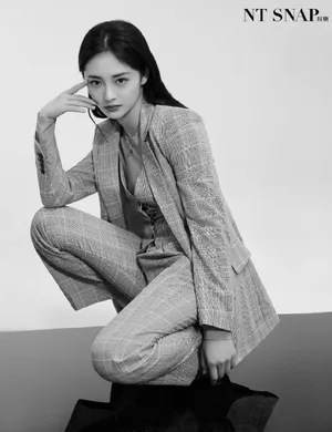 周洁琼时尚甜美写真图片