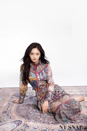 周洁琼时尚甜美写真图片_8