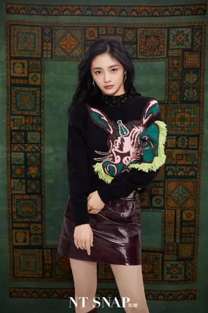 周洁琼时尚甜美写真图片_9