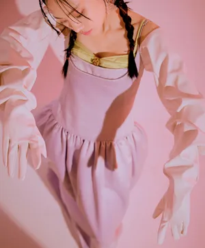 王霏霏性感优雅写真图片_5