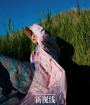 范丞丞夏日水边清爽写真图片_6