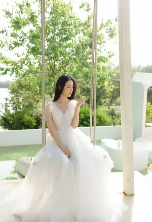 章乐韵白色婚纱唯美写真图片_7