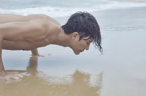 黄轩清凉夏日海边写真图片_6