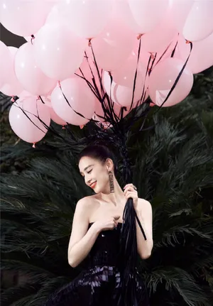 黄圣依《乘风破浪的姐姐》图片