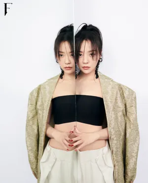 张靓颖紫色光影梦幻写真图片_8
