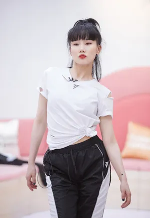 黄龄《乘风破浪的姐姐》第二期剧照图片
