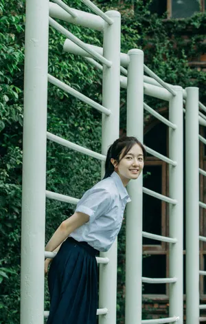 李兰迪清纯校服写真图片_2