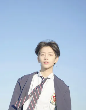 创造营2020刘梦学院风酷飒写真_3