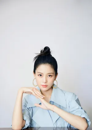 王媛可清爽时尚写真图片_2