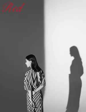高露优雅质感写真图片_4
