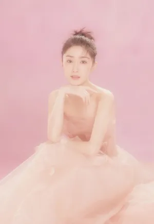 王瑛瑛粉裙优雅浪漫写真图片_6