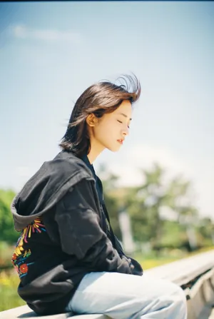 沈月小清新海边街拍照图片_10