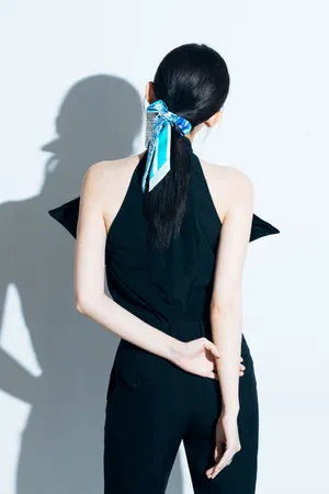 古力娜扎法式丝巾马尾写真图片_2
