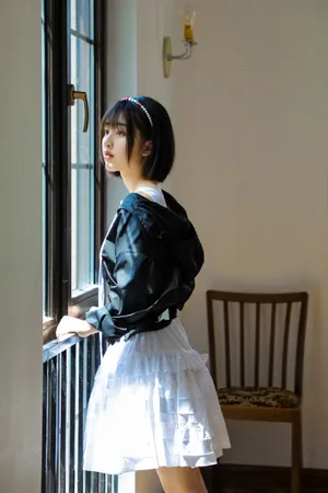 邓恩熙清新少女风写真图片