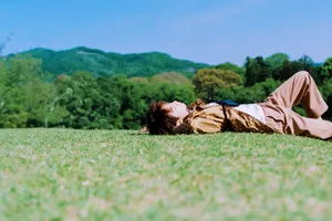 王俊凯清爽田园写真图片_3