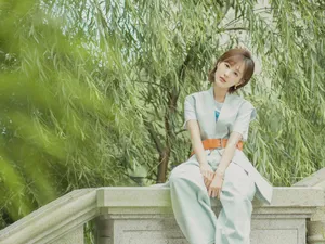 李一桐休闲随性夏日写真图片_2