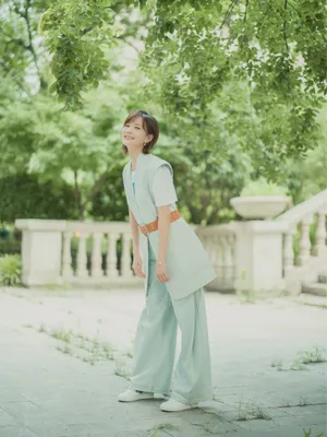 李一桐休闲随性夏日写真图片_4