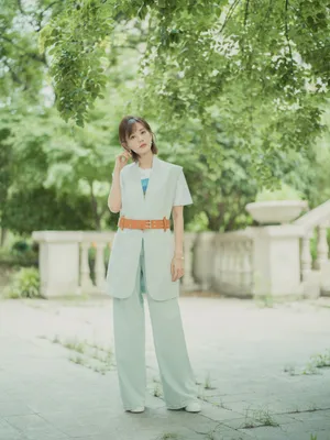 李一桐休闲随性夏日写真图片_5